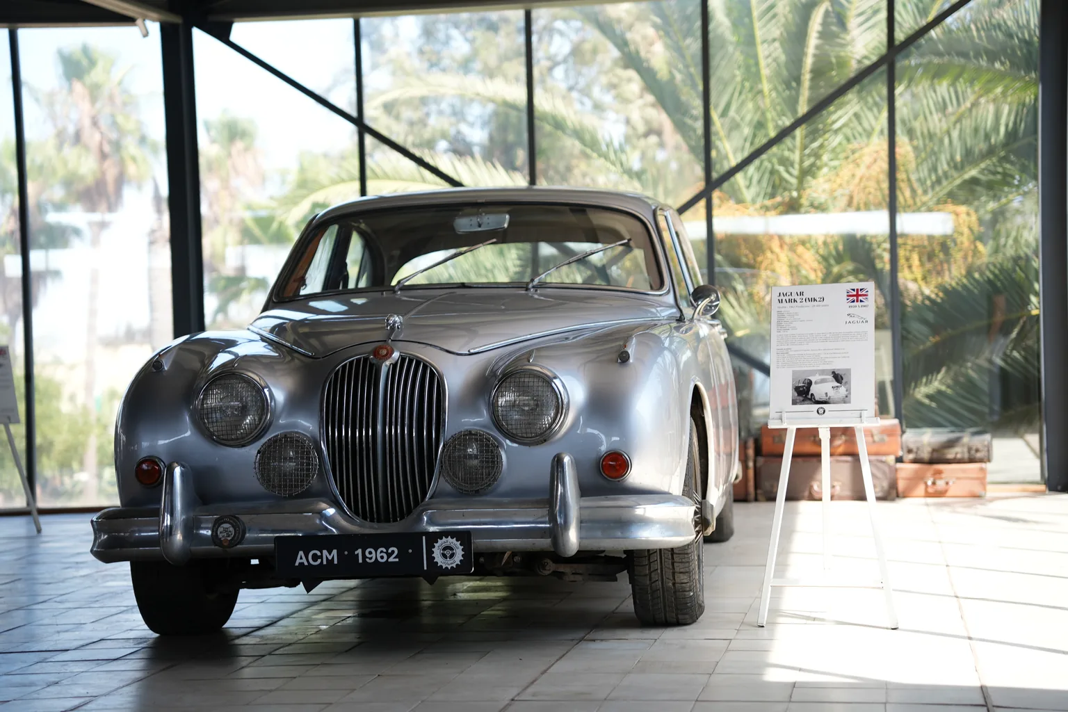 Jaguar Mark 2 (MK2)