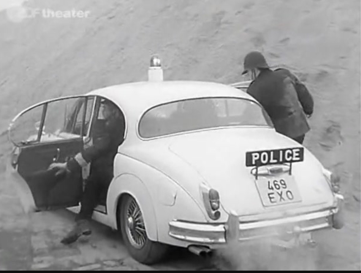 Jaguar Mark 2 (MK2)