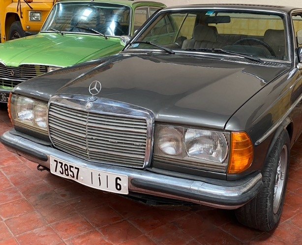 Mercedes-Benz 230 Coupé