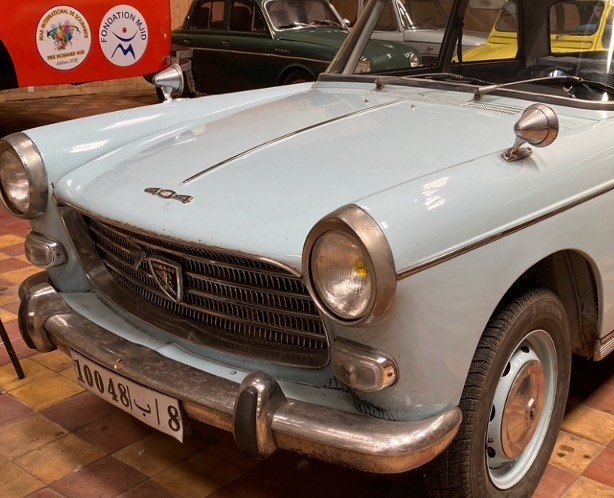 Peugeot 404