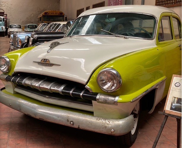 Plymouth P24