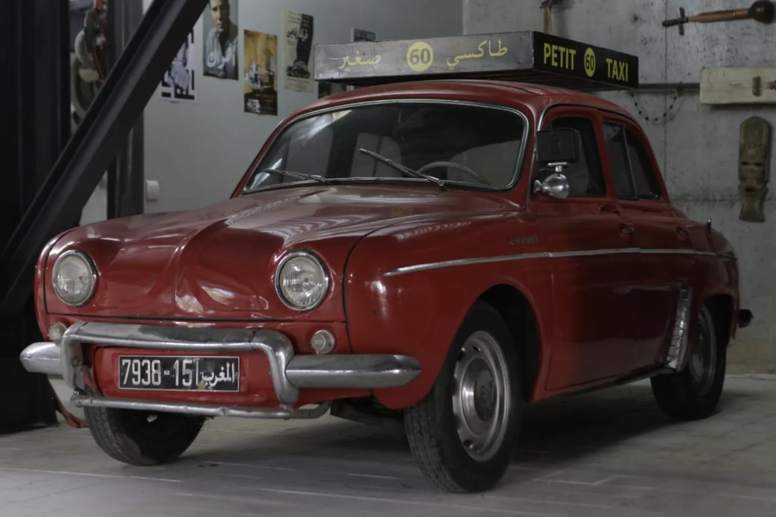 Renault Dauphine