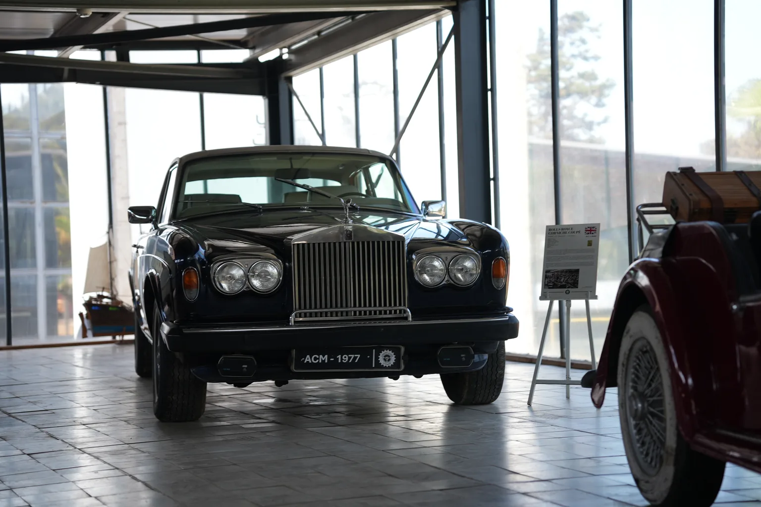 Rolls Royce Corniche coupé